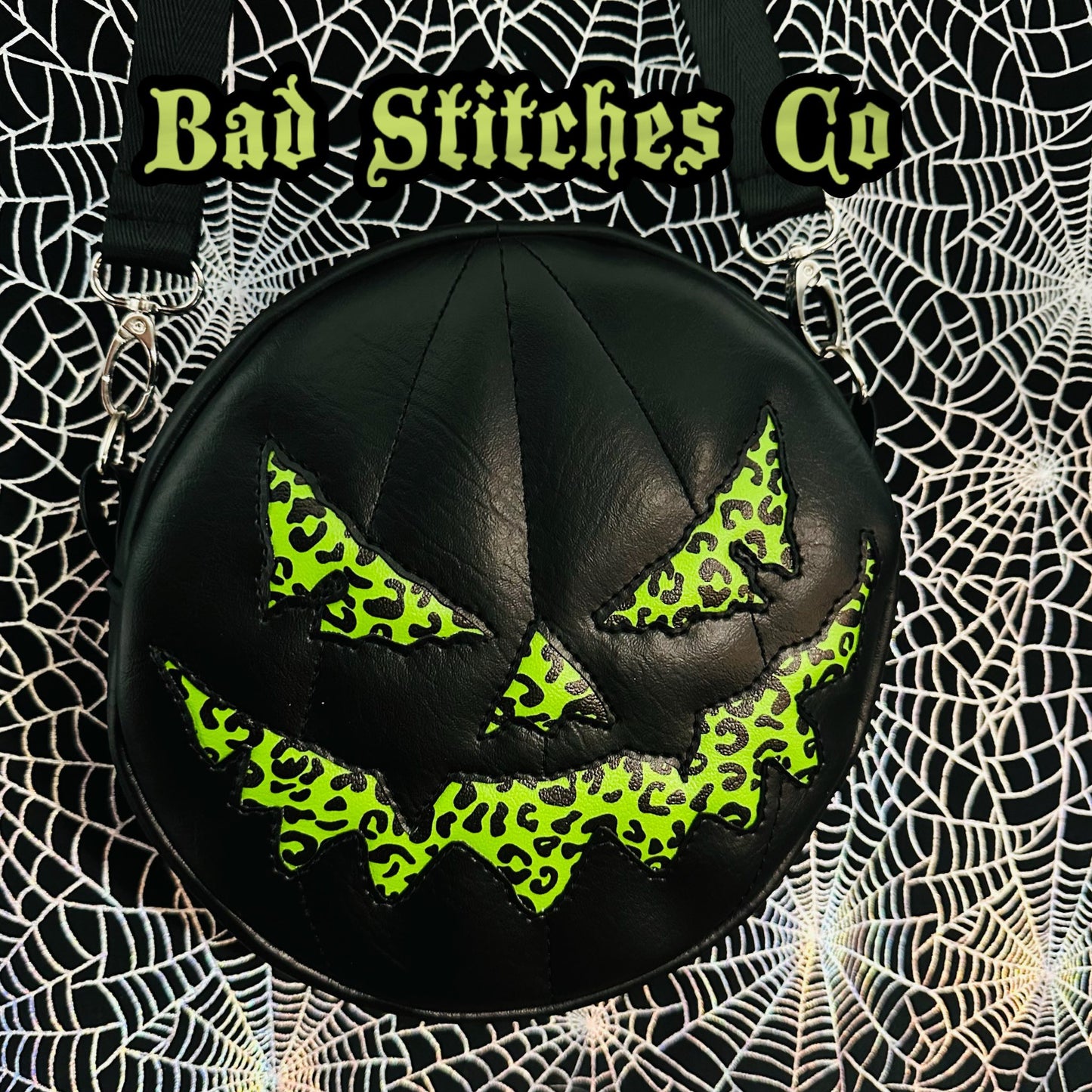 Emo Circle Bag