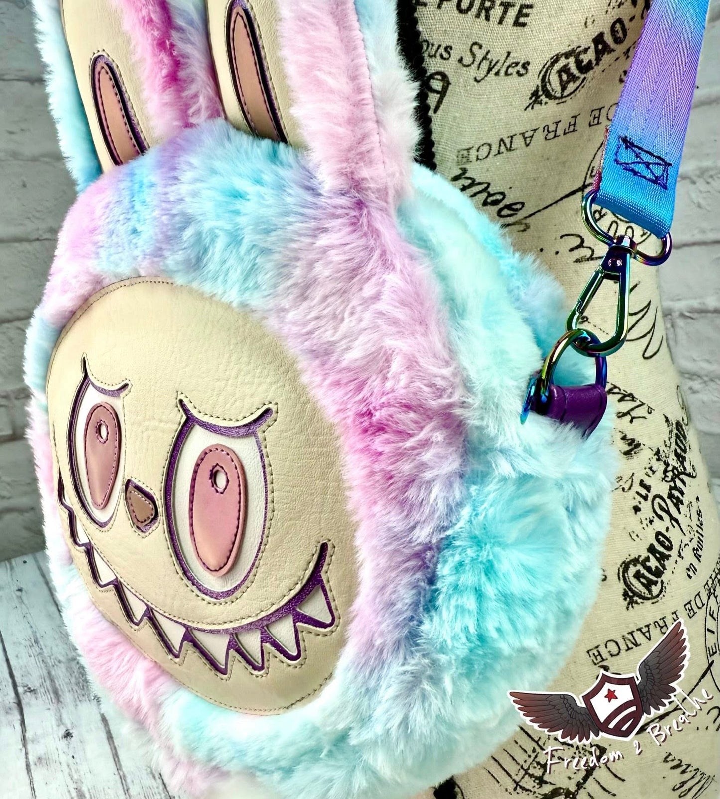 Emo Circle Bag