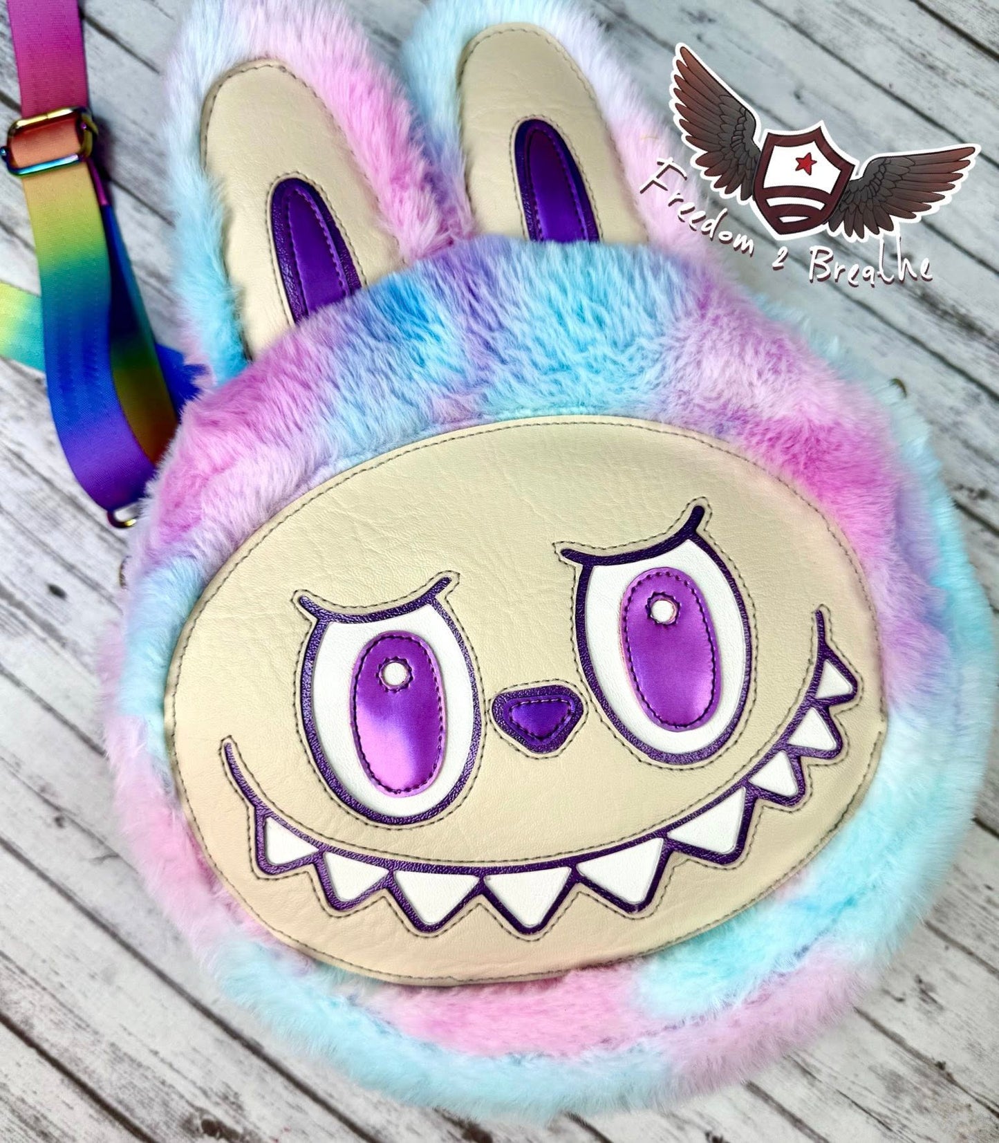 Emo Circle Bag