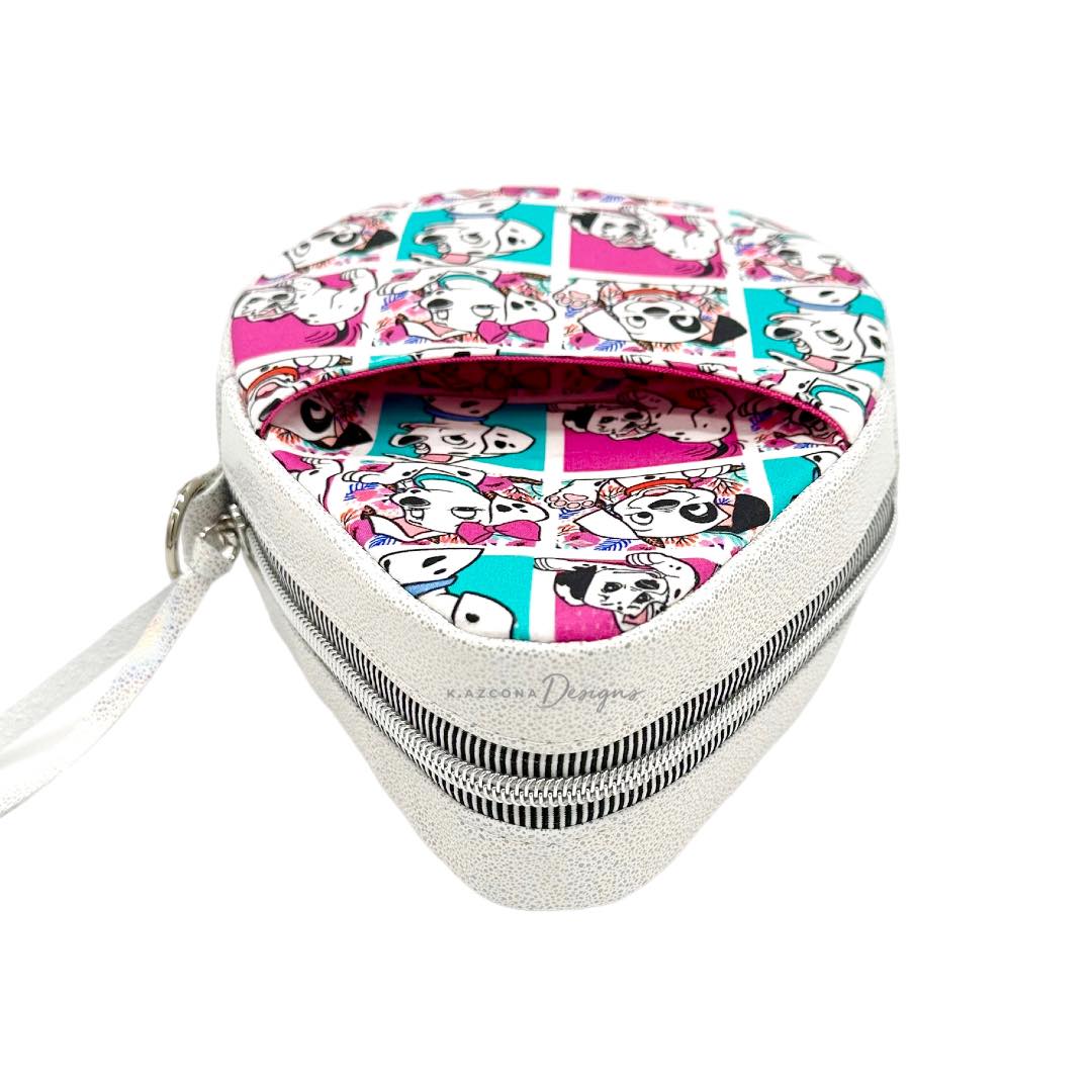 Puppies Dewdrop Wristlet
