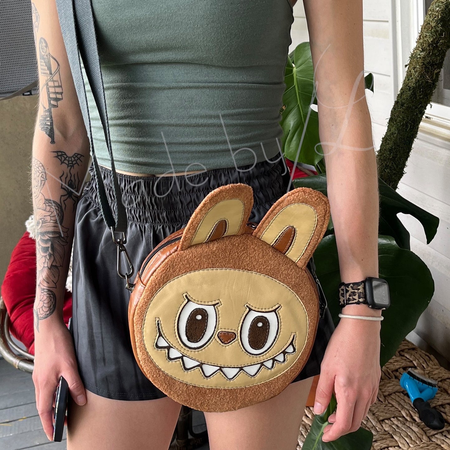 Emo Circle Bag