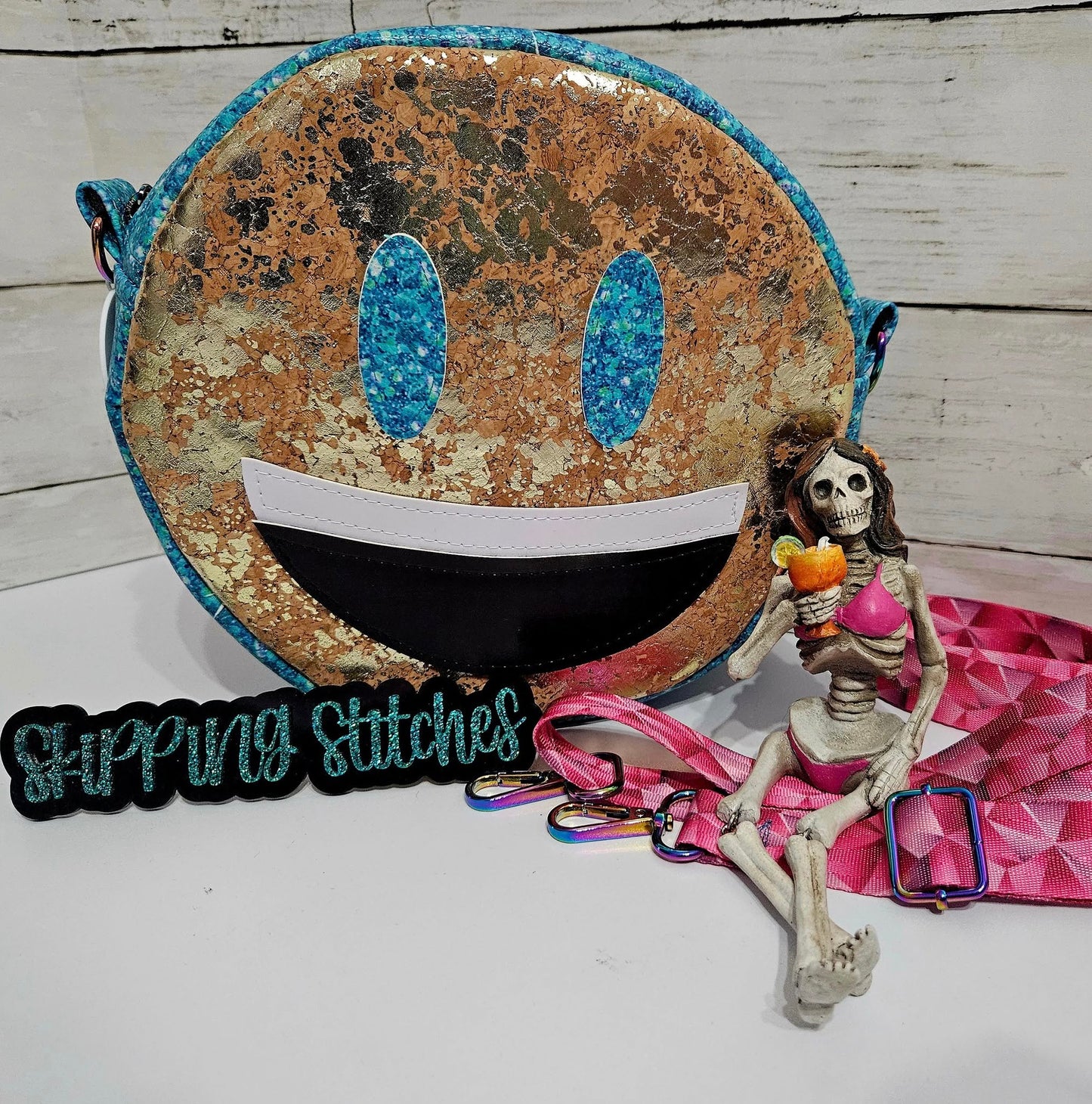 Emo Circle Bag