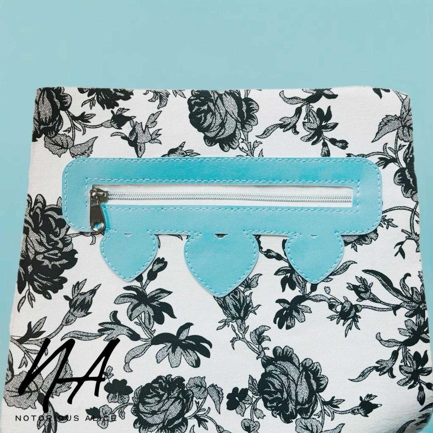 Amorable Zipper Overlay Bundle File