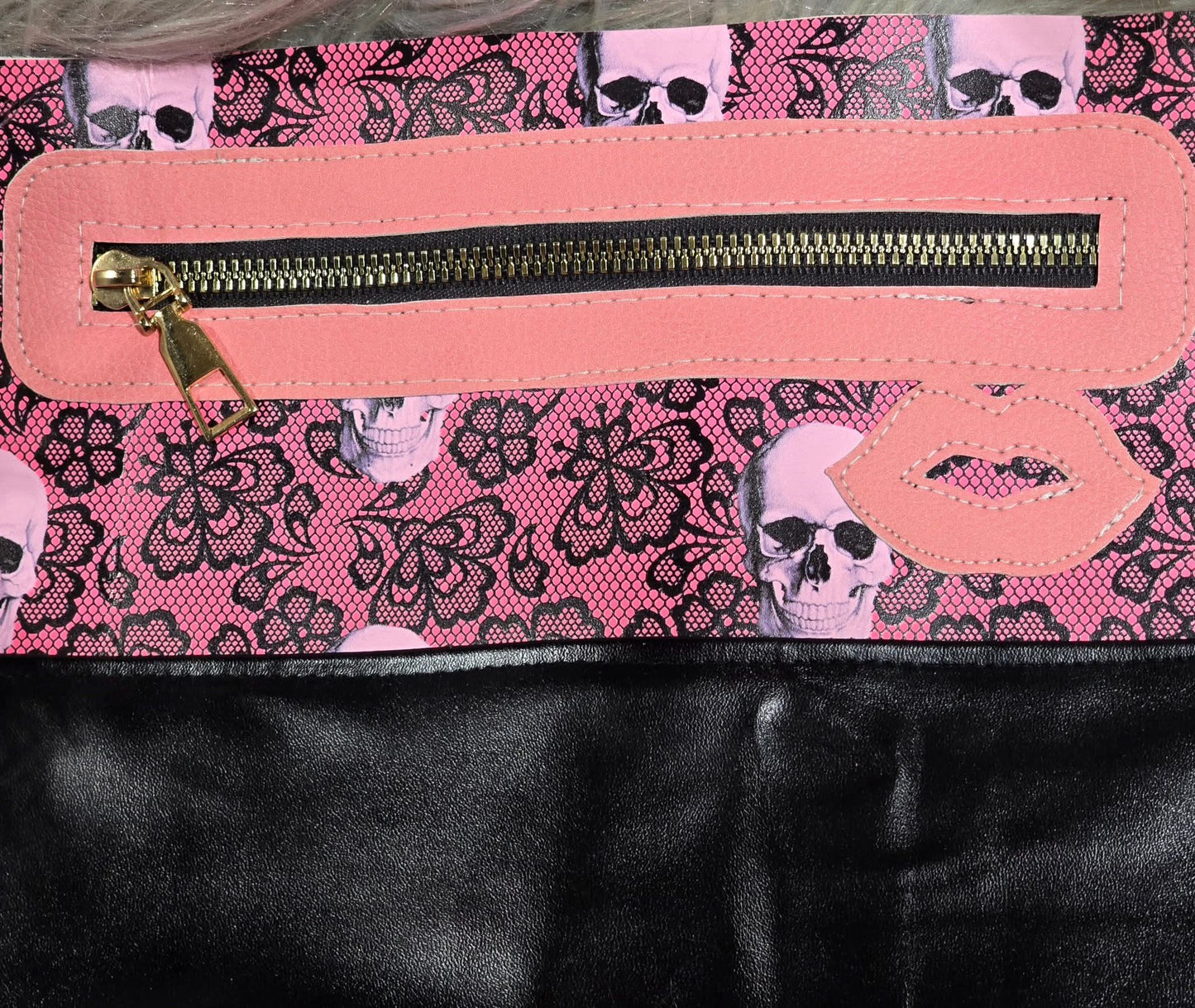 Amorable Zipper Overlay Bundle File