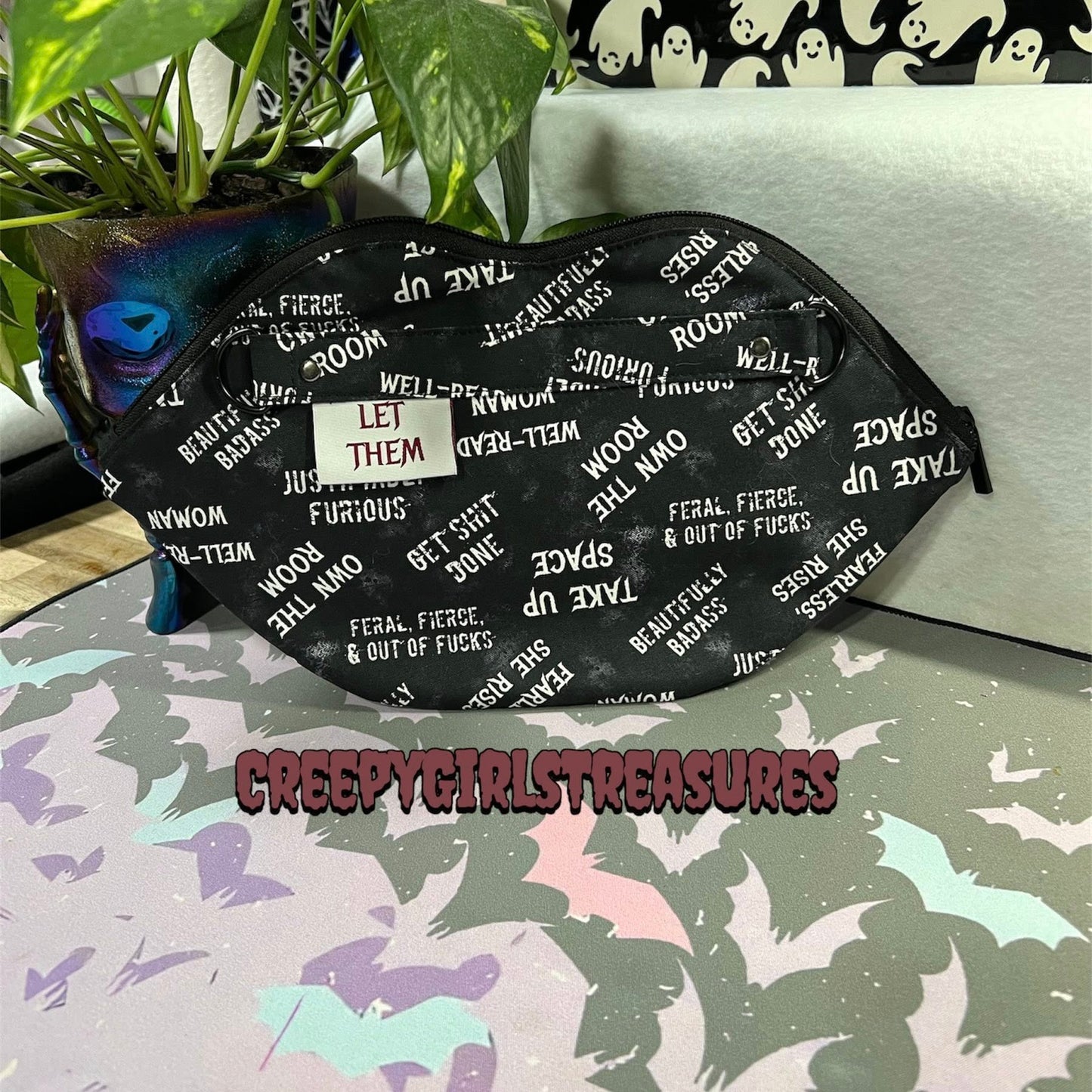 Kizz My Az Convertible Pouch Sewing Pattern