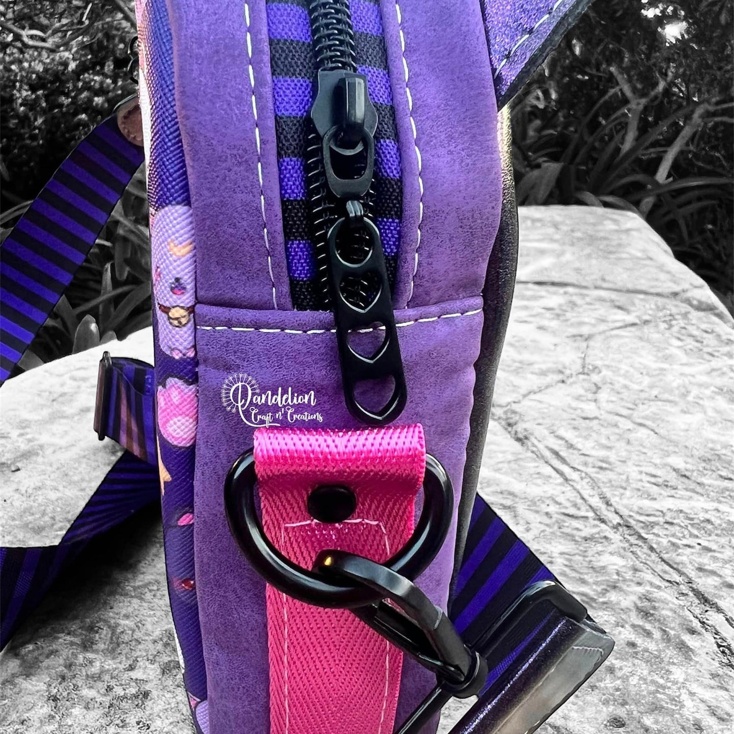 Zip-Purr Pouch Sewing Pattern
