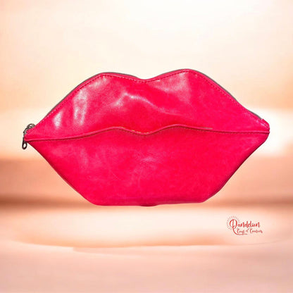 Kizz My Az Convertible Pouch Sewing Pattern