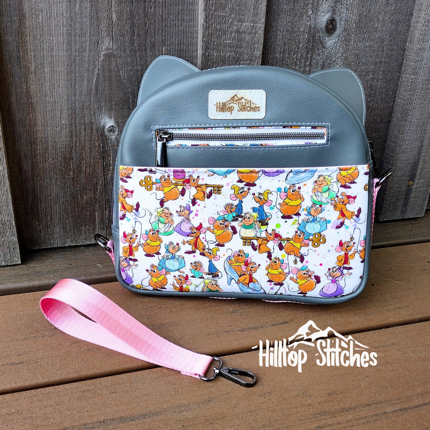 Zip-Purr Pouch Sewing Pattern