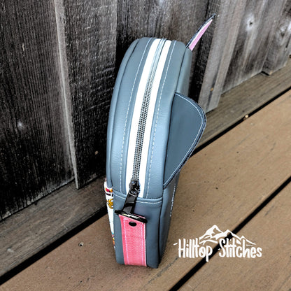 Zip-Purr Pouch Sewing Pattern