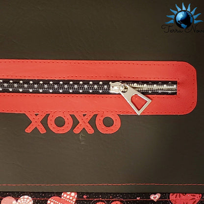 Amorable Zipper Overlay Bundle File