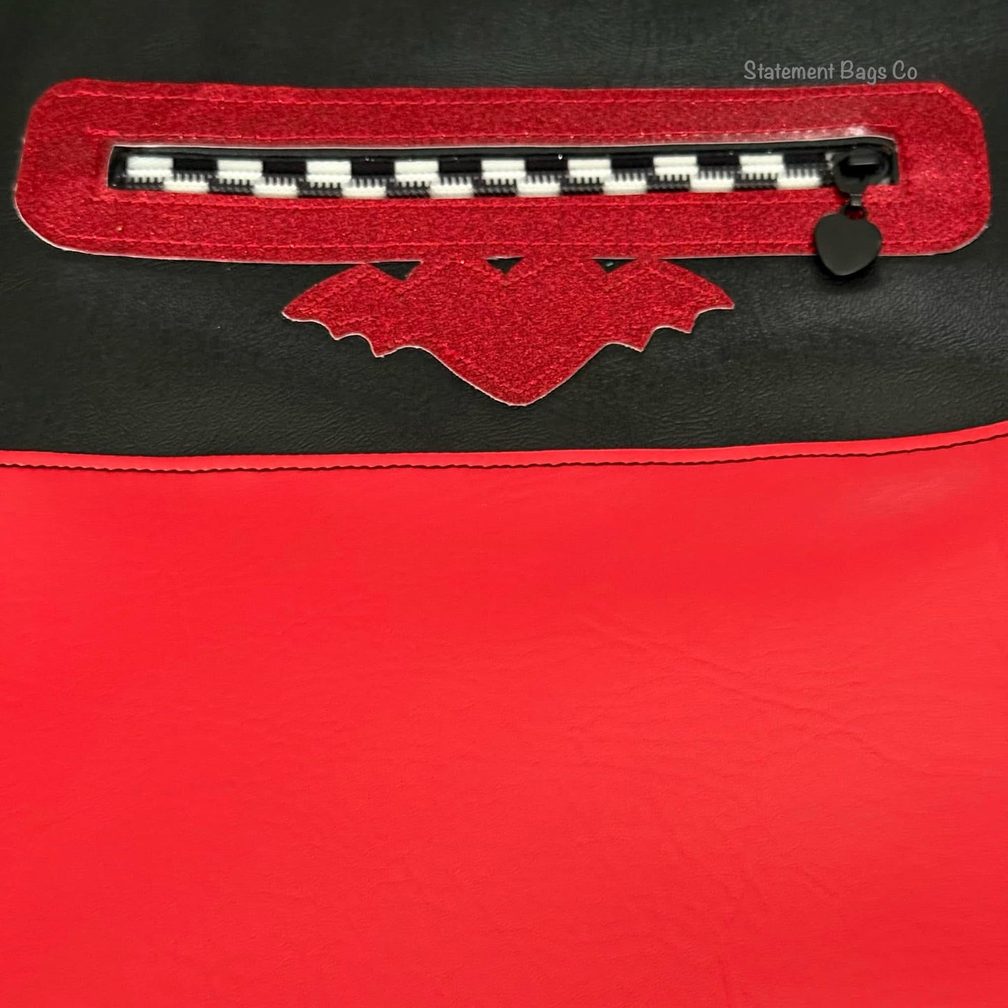 Amorable Zipper Overlay Bundle File