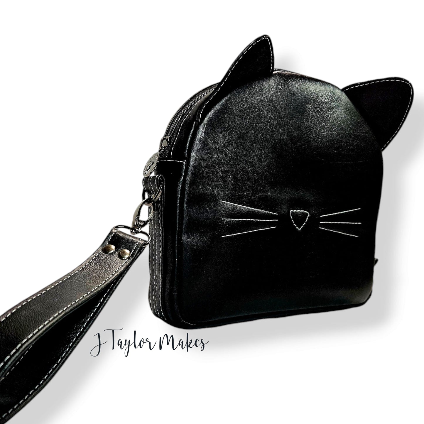 Zip-Purr Pouch Sewing Pattern