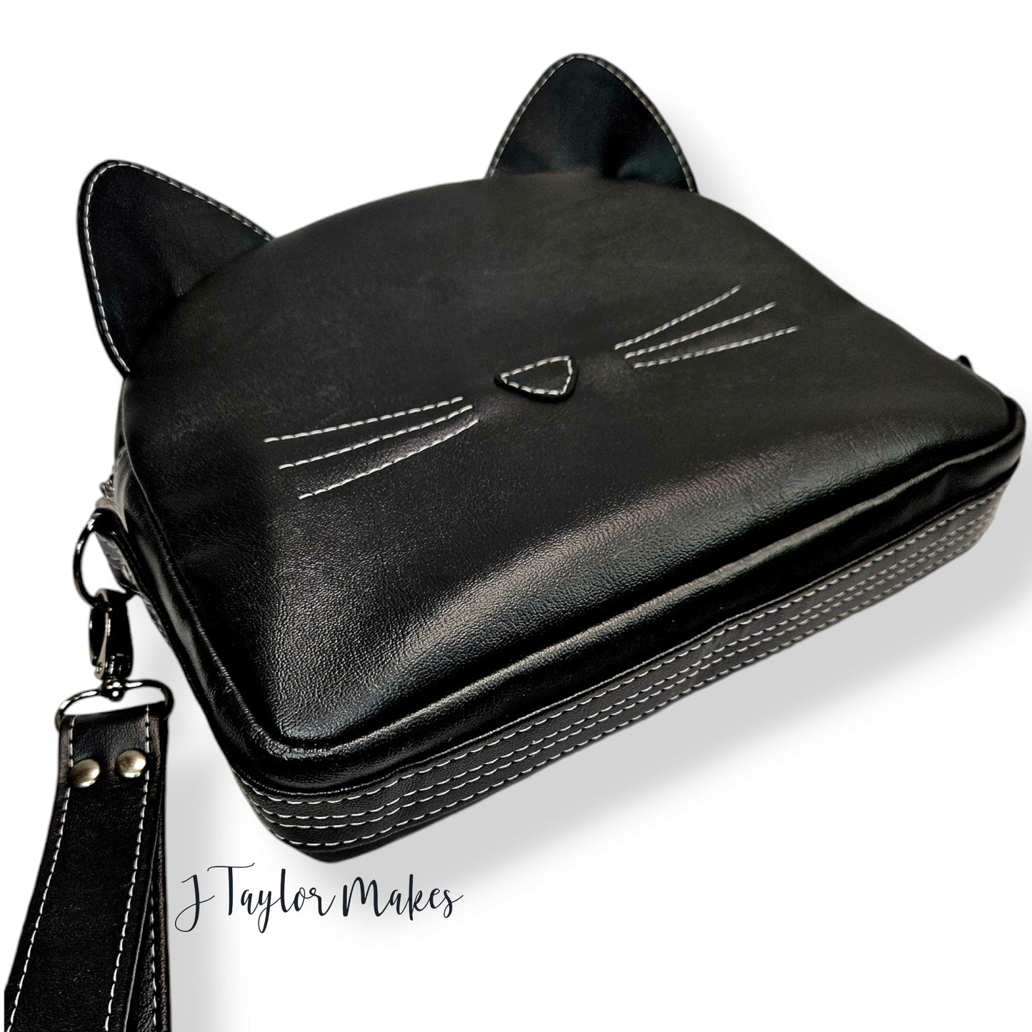 Zip-Purr Pouch Sewing Pattern