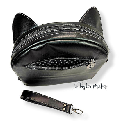 Zip-Purr Pouch Sewing Pattern