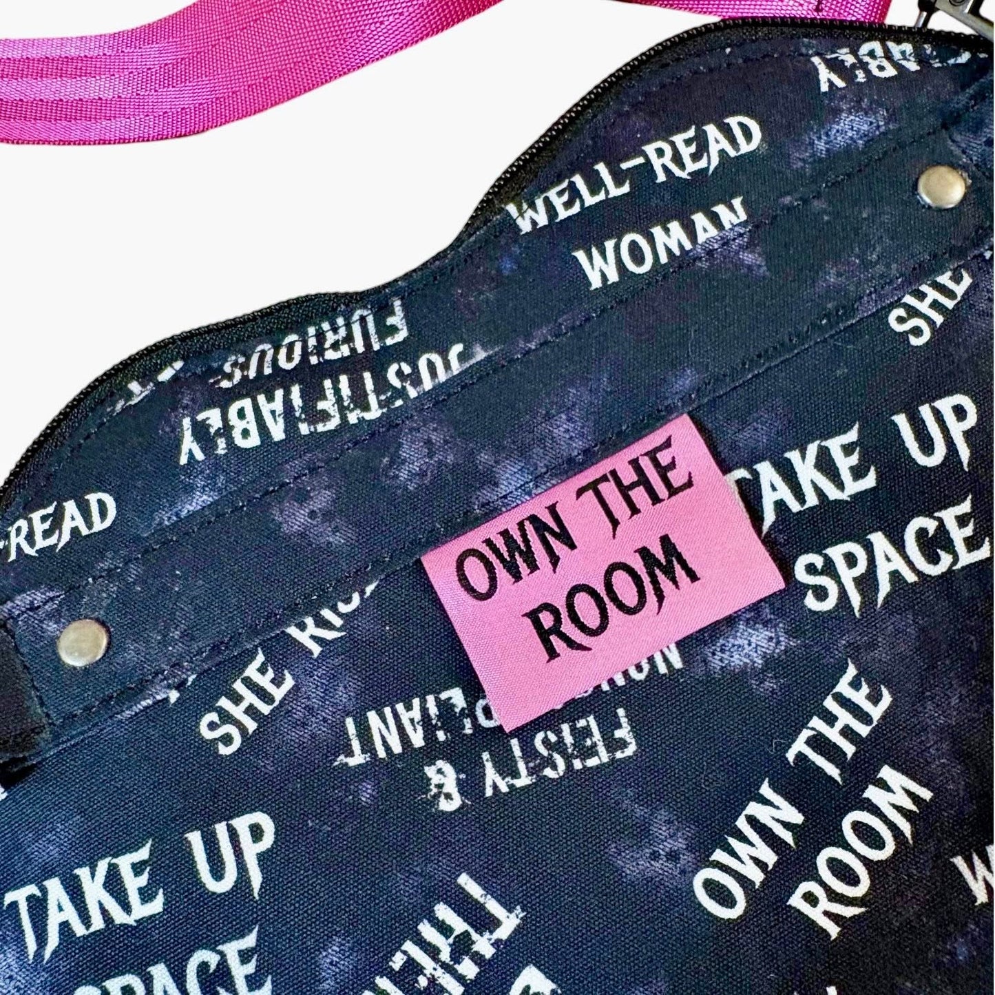 Kizz My Az Convertible Pouch Sewing Pattern