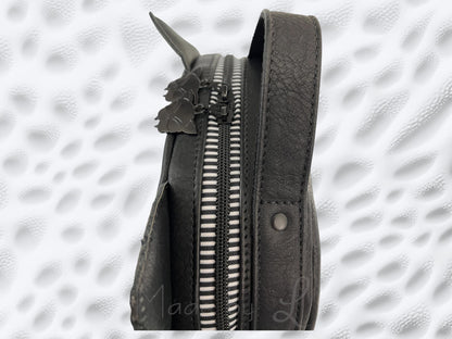 Zip-Purr Pouch Sewing Pattern