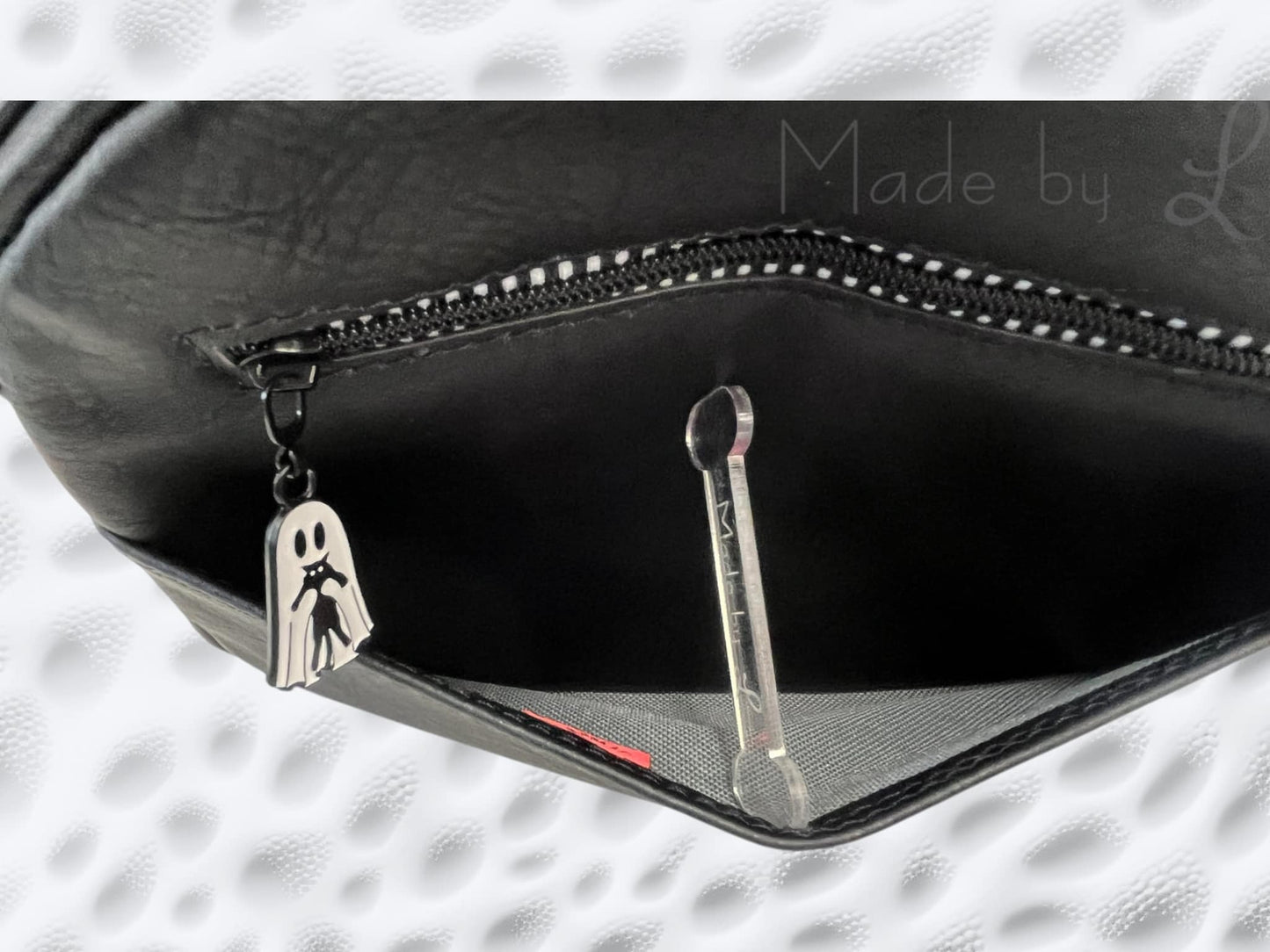 Zip-Purr Pouch Sewing Pattern