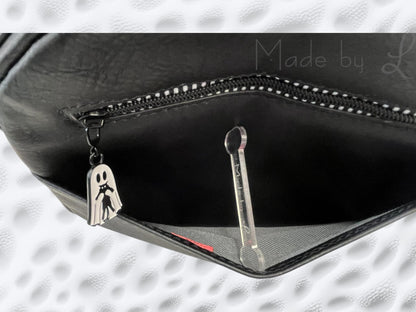 Zip-Purr Pouch Sewing Pattern