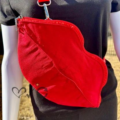 Kizz My Az Convertible Pouch Sewing Pattern