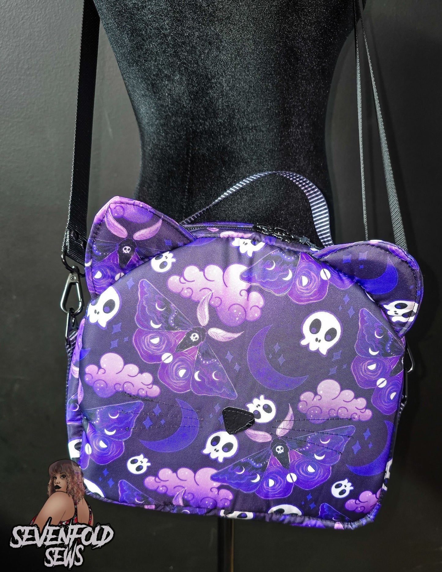 Zip-Purr Pouch Sewing Pattern