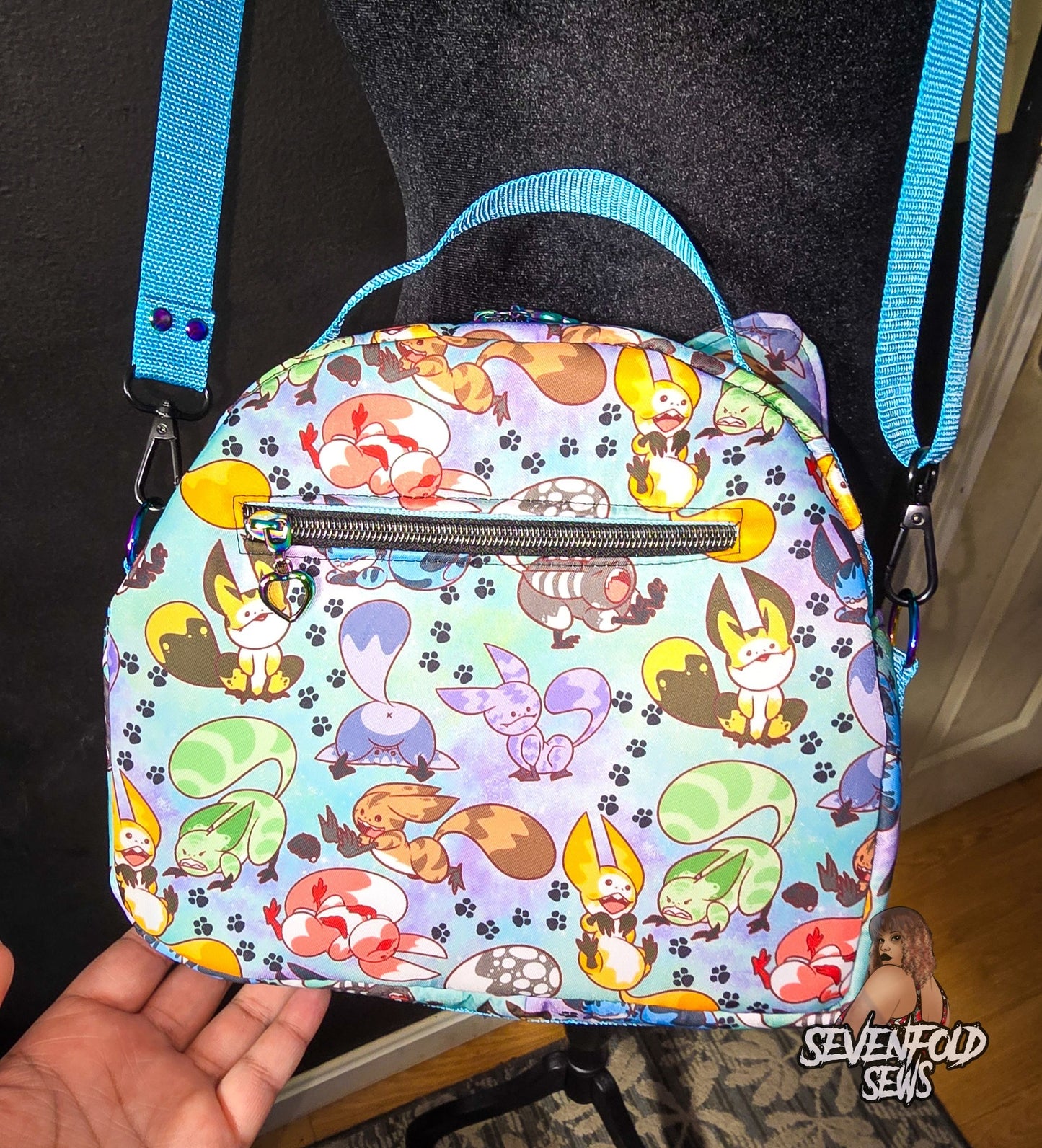 Zip-Purr Pouch Sewing Pattern