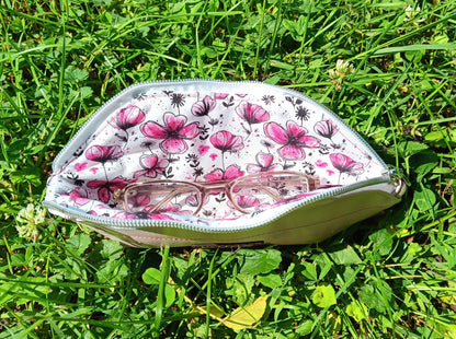 The Real Lip Shady Sunglasses Case Sewing Pattern