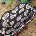 Kizz My Az Convertible Pouch