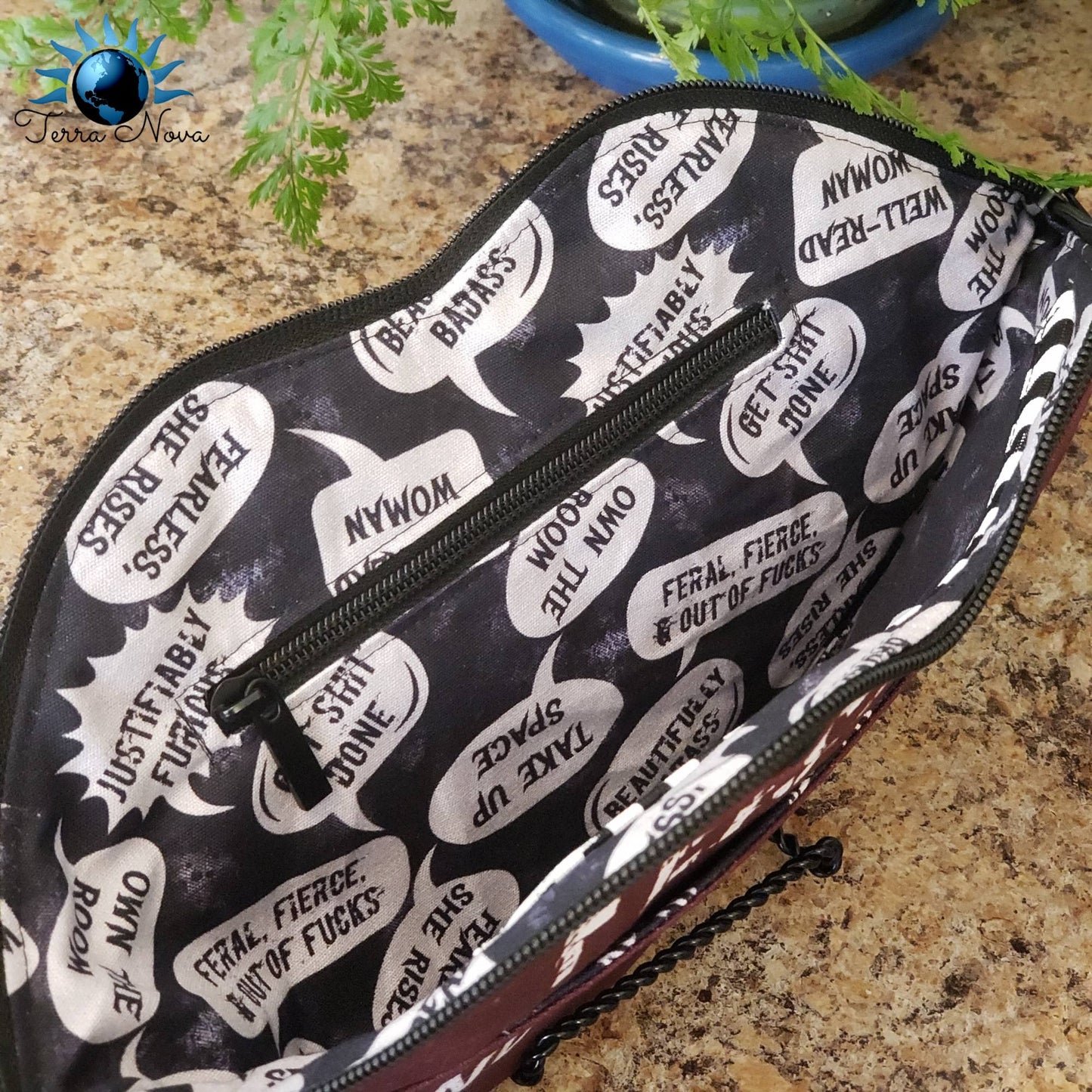 Kizz My Az Convertible Pouch Sewing Pattern