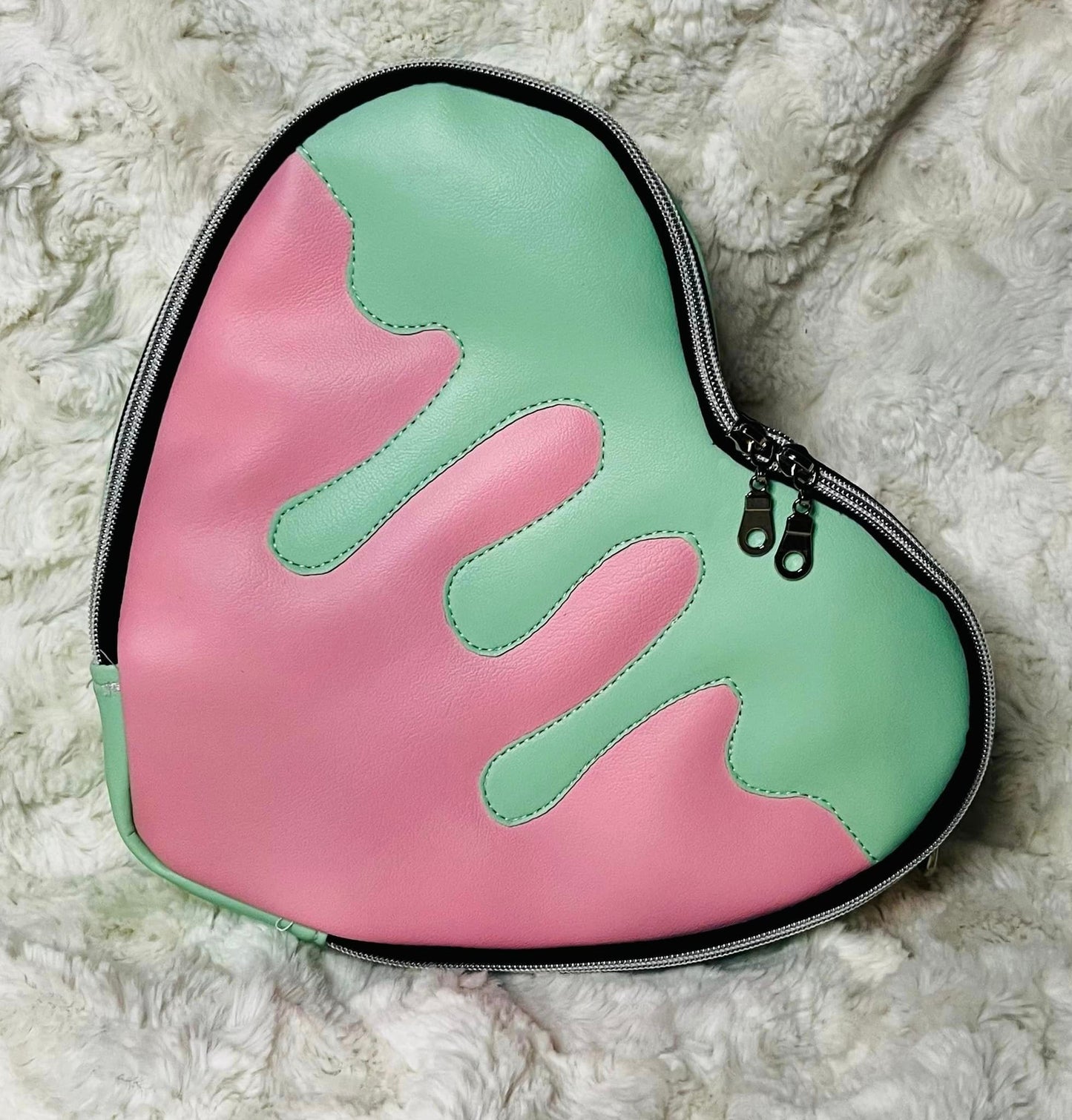 Heartbreaker Convertible Bag Sewing Pattern
